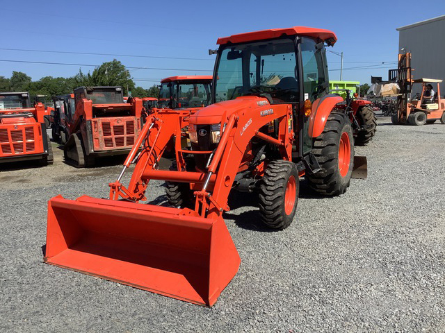 Caterpillar Backhoe Loader | Cabbed Backhoe Rental