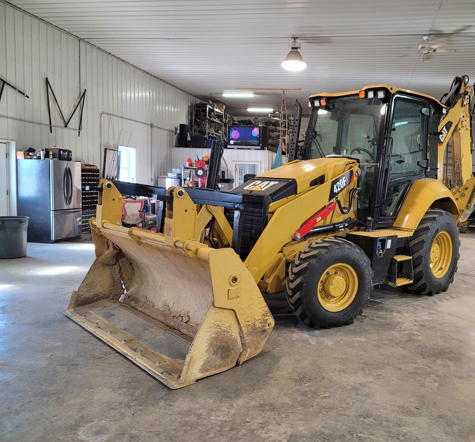 Caterpillar Backhoe Loader | Cabbed Backhoe Rental