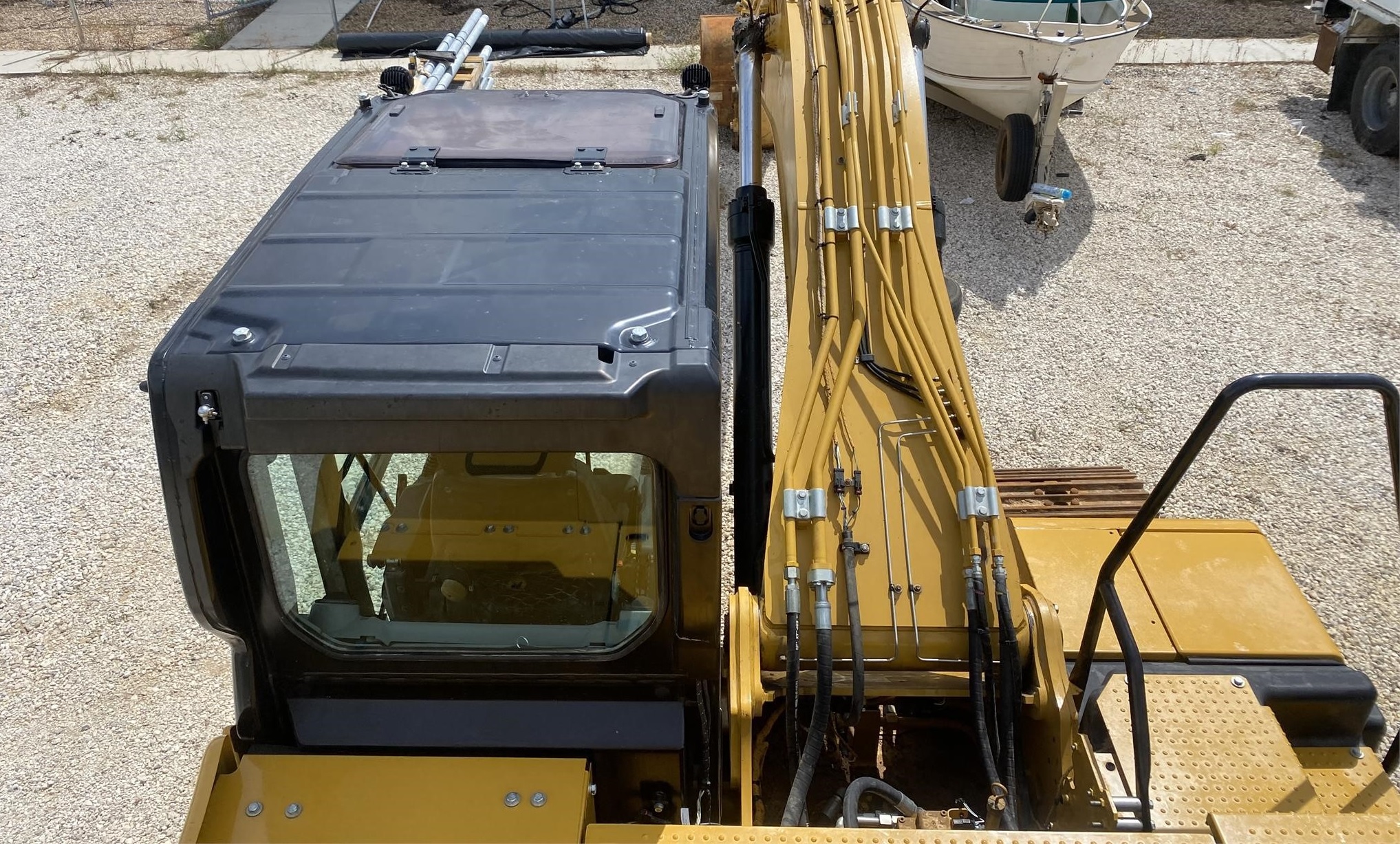 Caterpillar Backhoe Loader | Cabbed Backhoe Rental